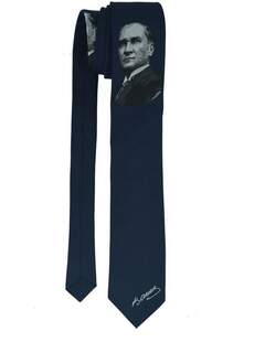 Atatürk Portre ve İmza Desenli Lacivert Dokuma Kravat